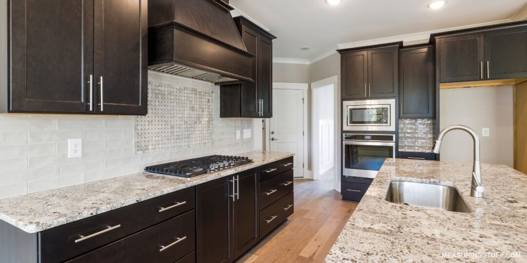 How Much Weight Can A Quartz Countertop Hold? – Measuring Stuff